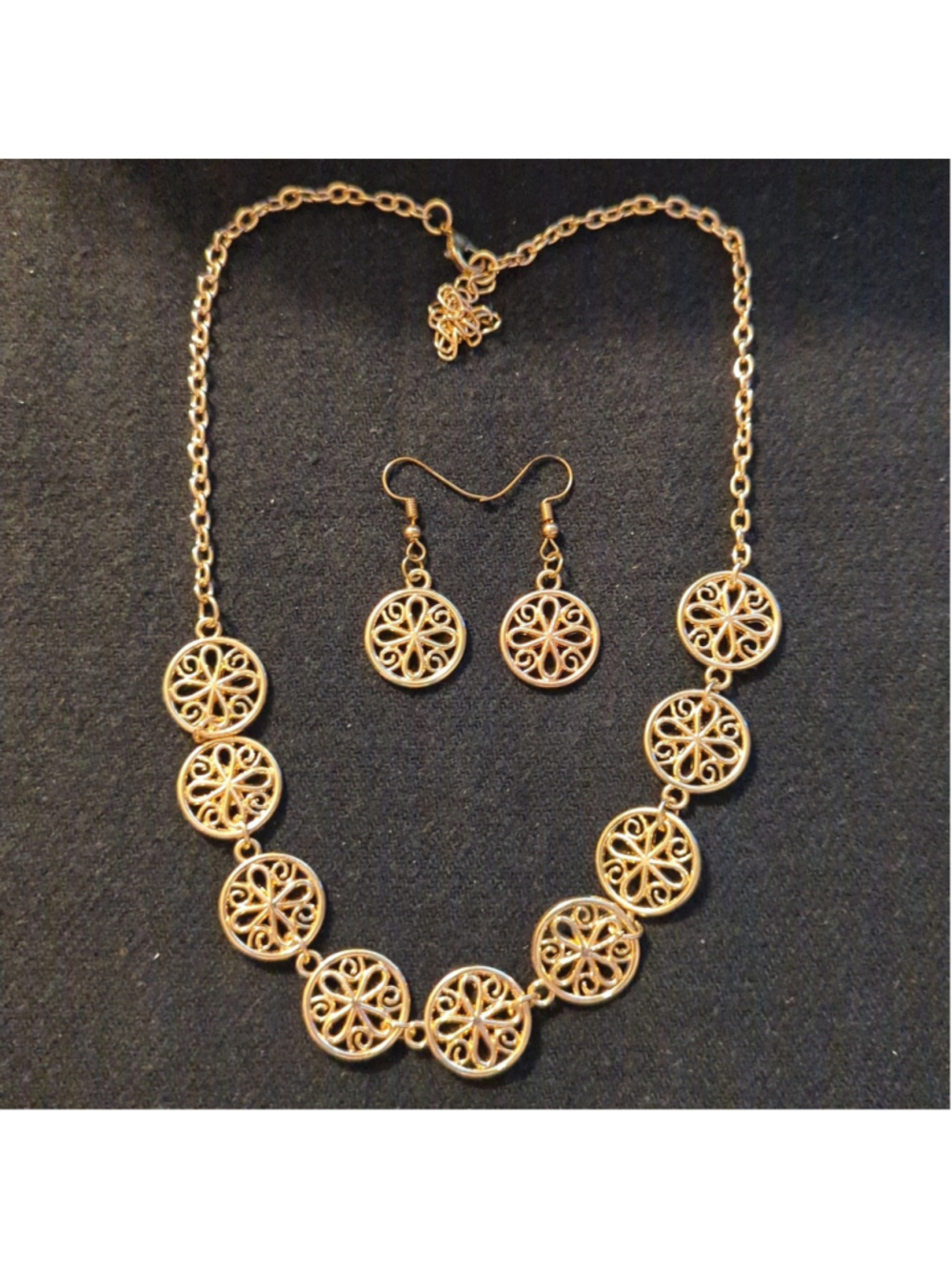 Gold Tone Filigree Medallion Necklace and Earring Set